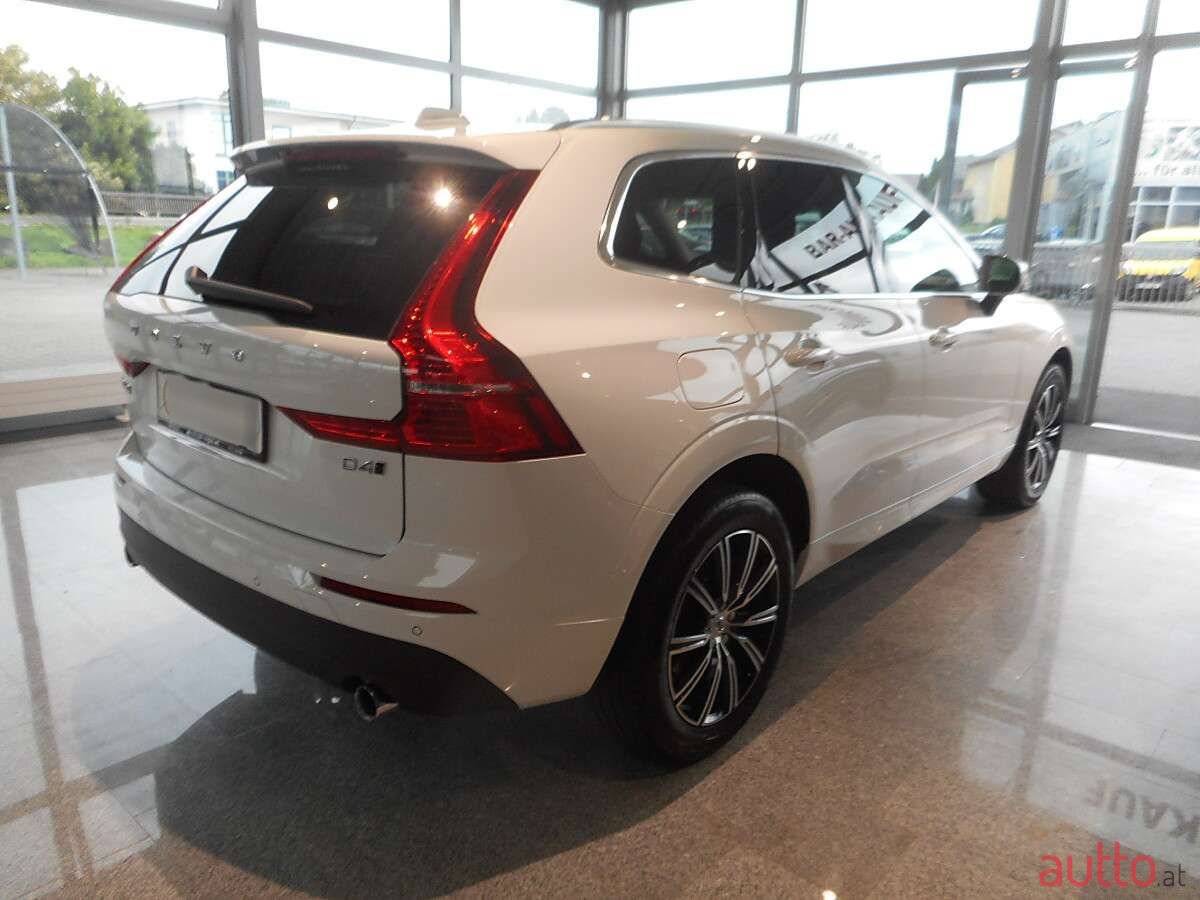 2018' Volvo XC60 photo #5