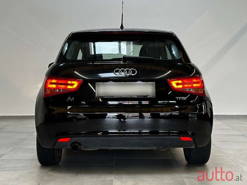 2011' Audi A1 photo #5