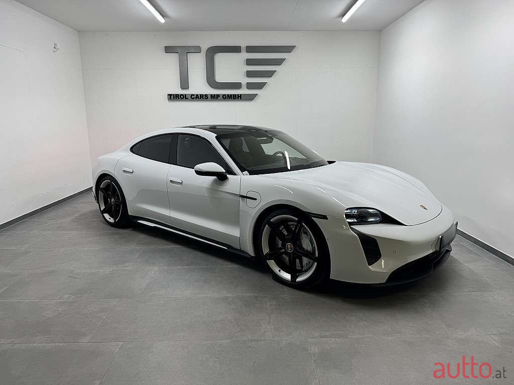 2020' Porsche Taycan photo #1