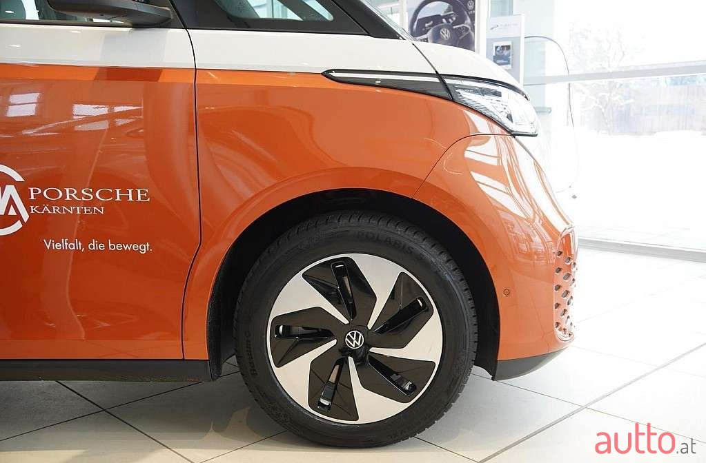 2023' Volkswagen ID. Buzz Pro photo #3