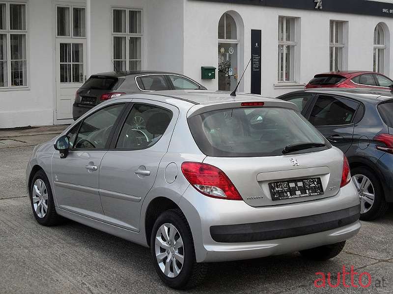 2006' Peugeot 207 photo #3