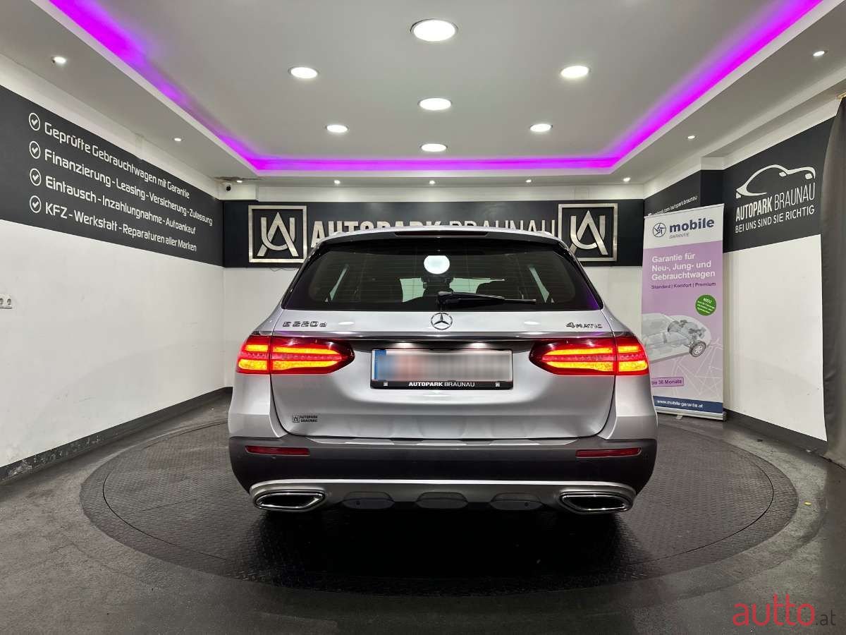 2017' Mercedes-Benz E-Klasse photo #5