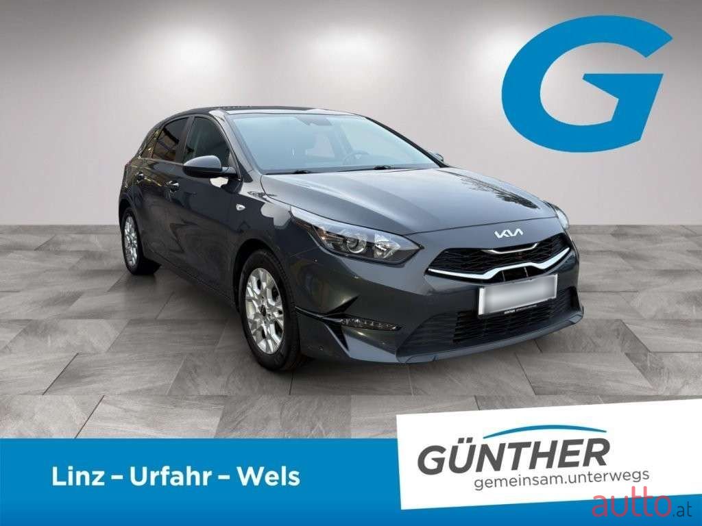 2022' Kia Ceed photo #2