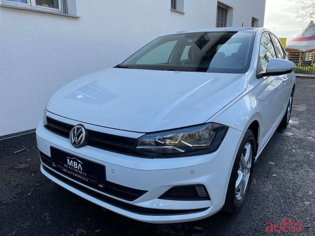 2018' Volkswagen Polo photo #2