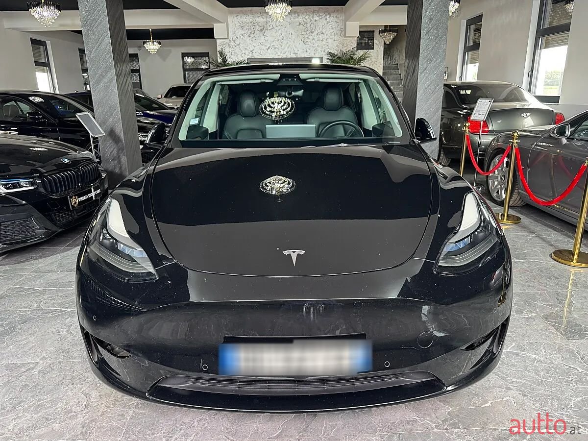 2022' Tesla Model Y photo #3