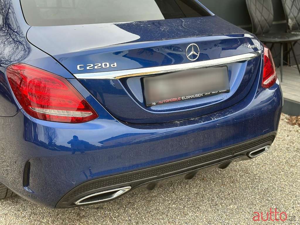 2017' Mercedes-Benz C-Klasse photo #5