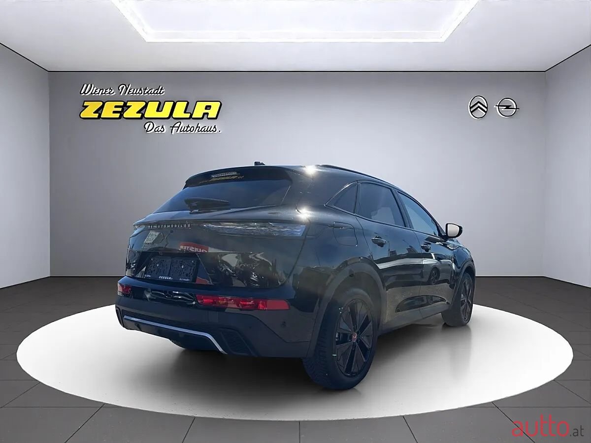2024' DS Automobiles DS 7 Crossback photo #5