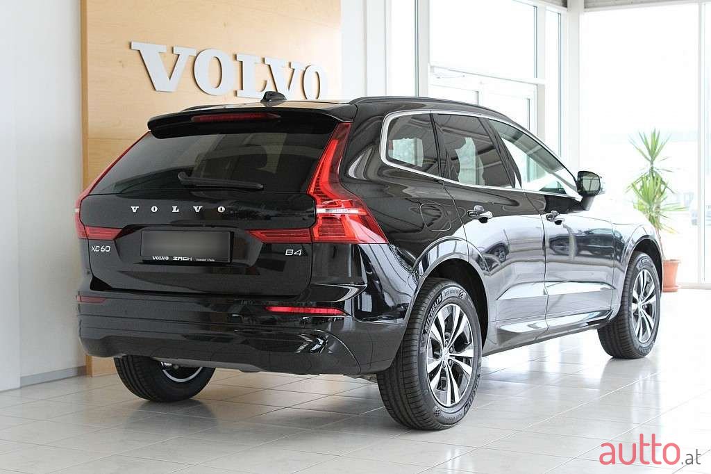 2022' Volvo XC60 photo #5
