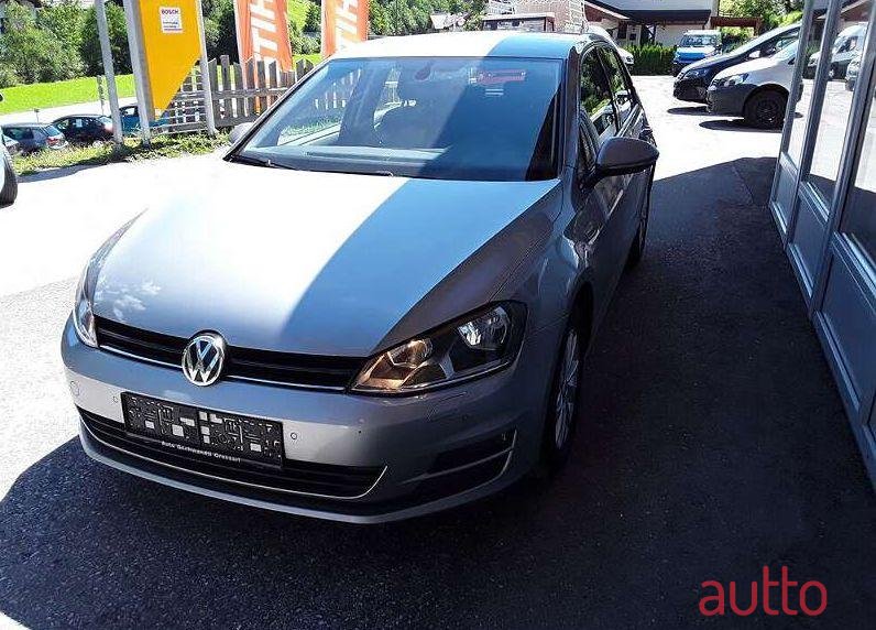 2016' Volkswagen Golf photo #1