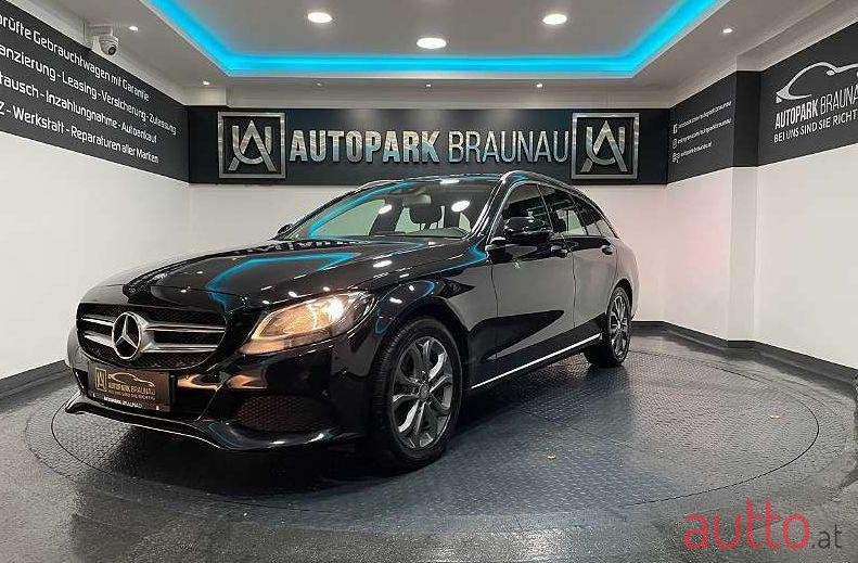 2016' Mercedes-Benz C-Klasse photo #1