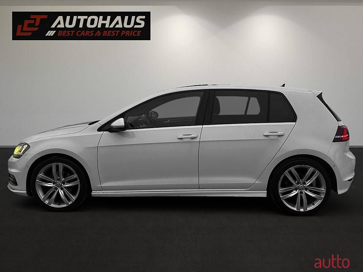 2015' Volkswagen Golf photo #2