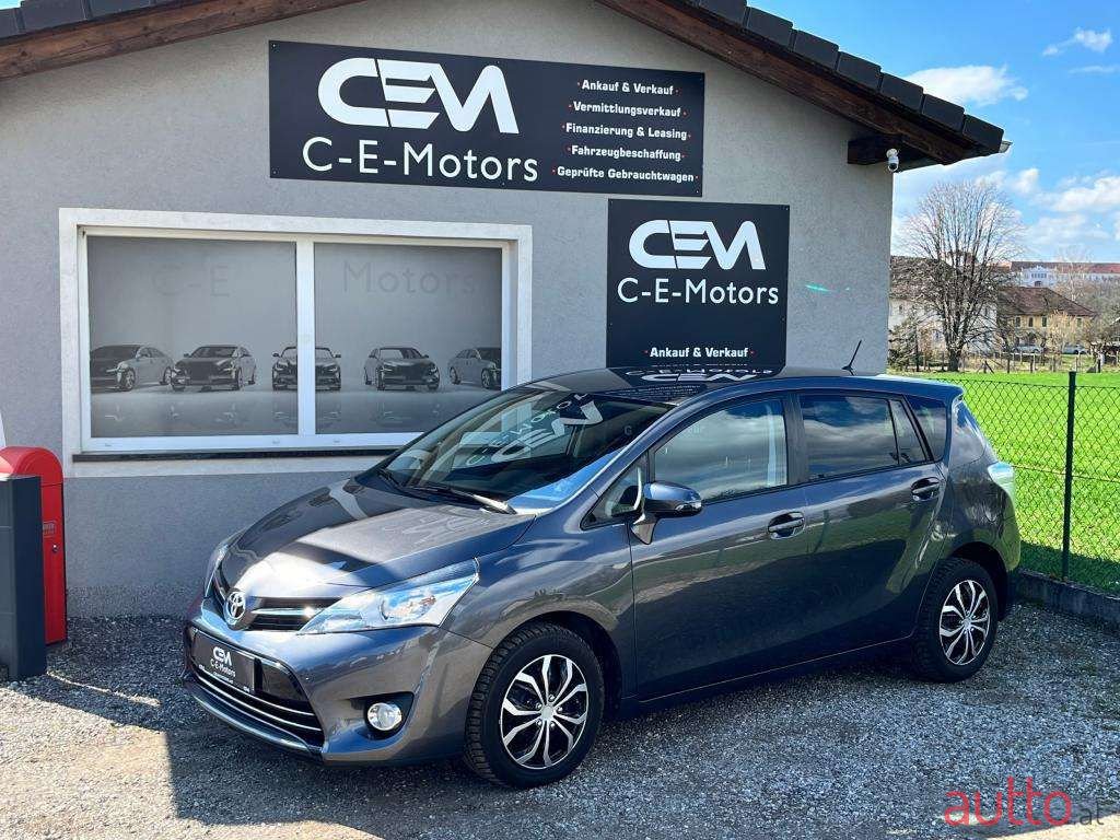 2016' Toyota Verso photo #1