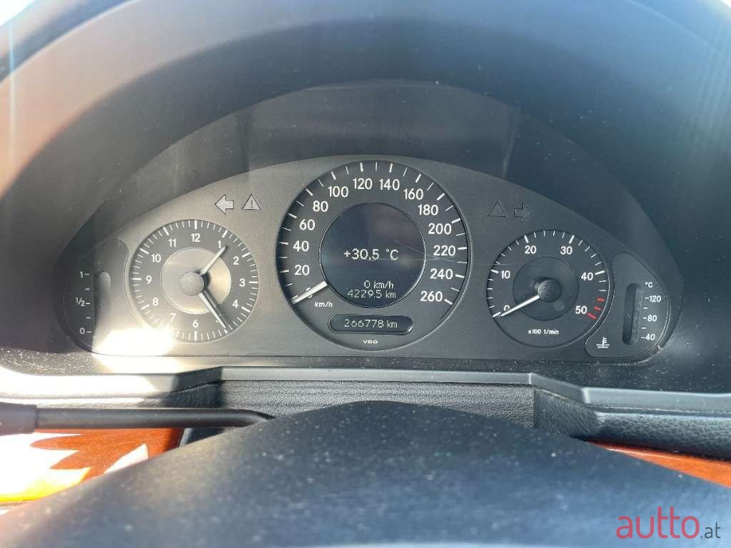 2007' Mercedes-Benz E-Klasse photo #6