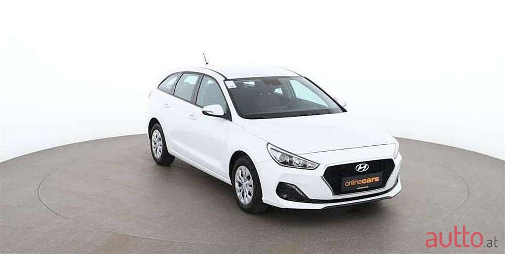2020' Hyundai i30 photo #6