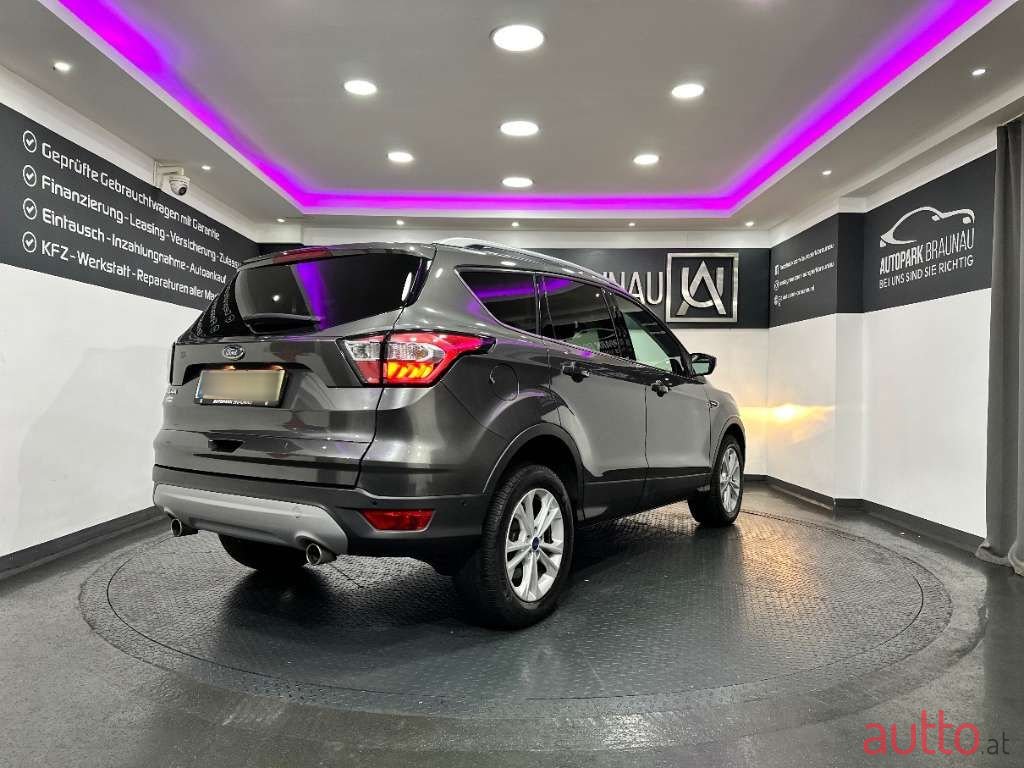 2017' Ford Kuga photo #6