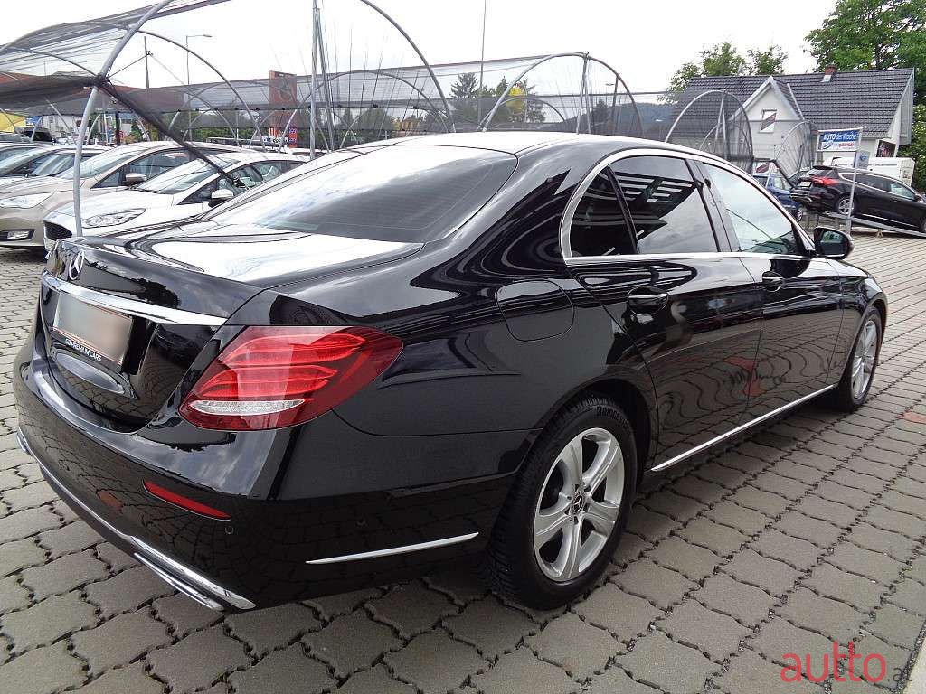 2019' Mercedes-Benz E-Klasse photo #3