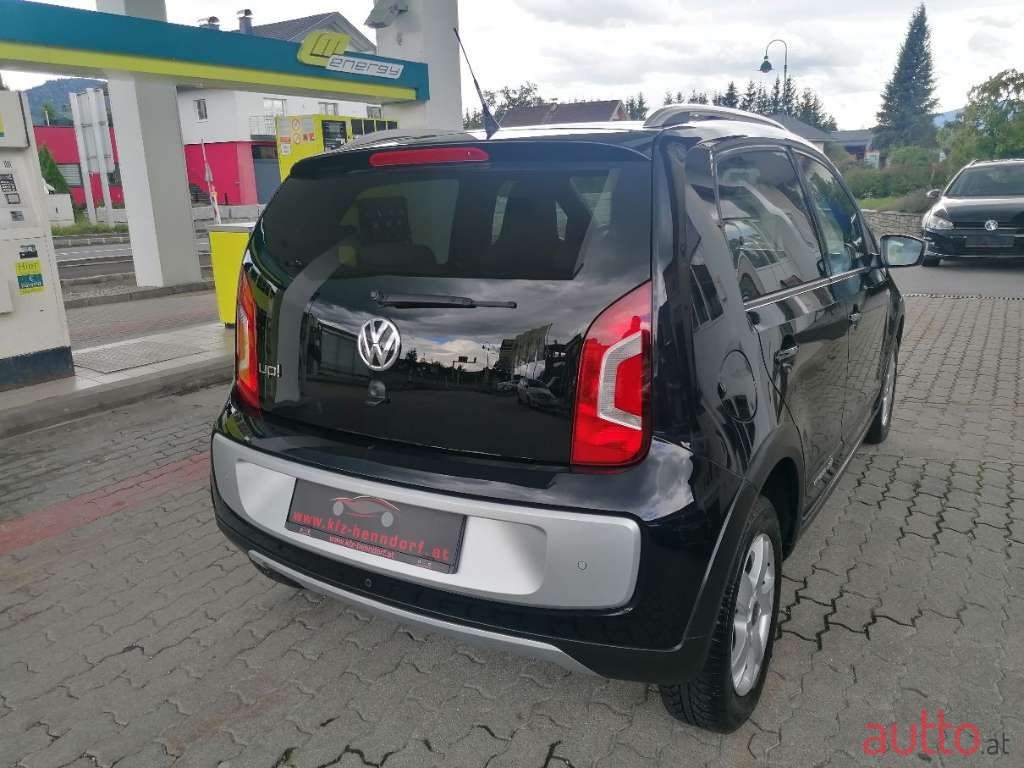 2015' Volkswagen Up! photo #4