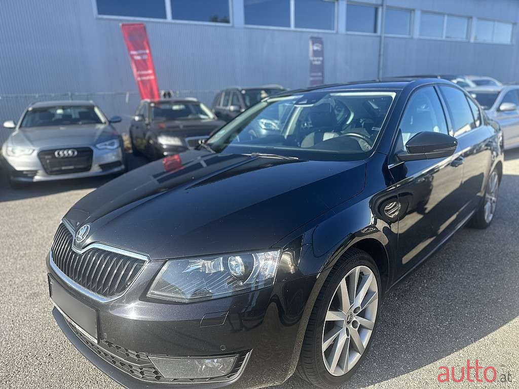 2013' Skoda Octavia photo #1
