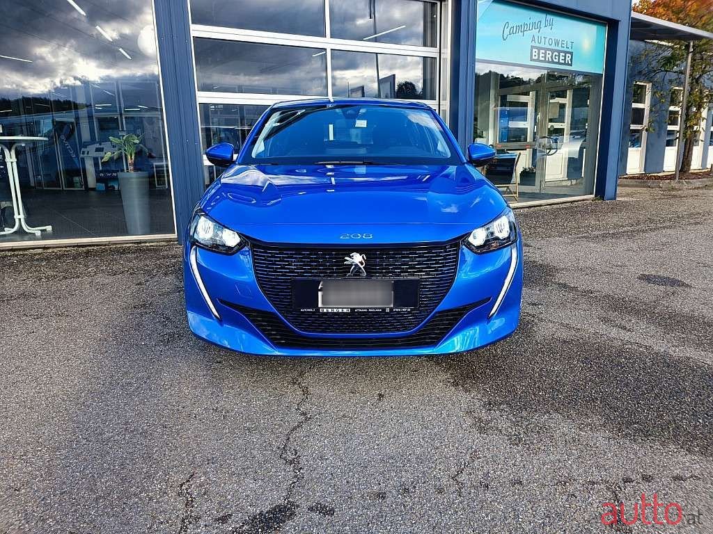 2022' Peugeot 208 photo #3