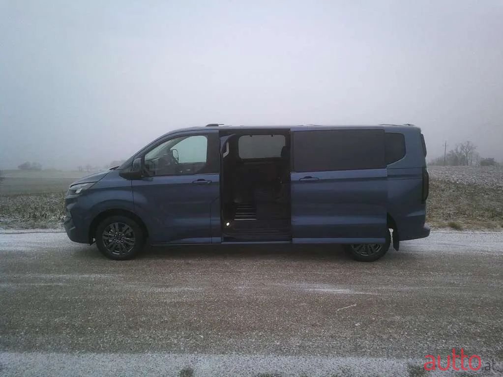 2024' Ford Tourneo photo #4