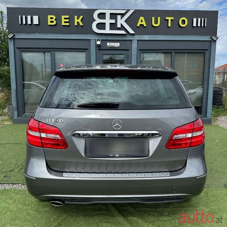 2012' Mercedes-Benz B-Klasse photo #4