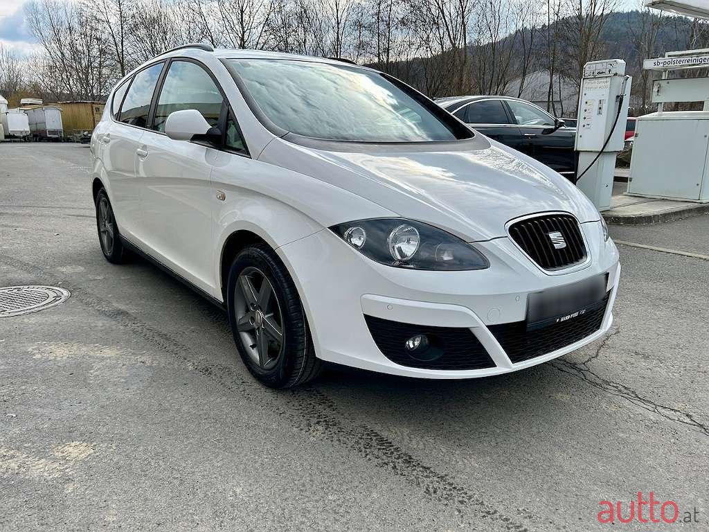 2013' SEAT Altea XL photo #3