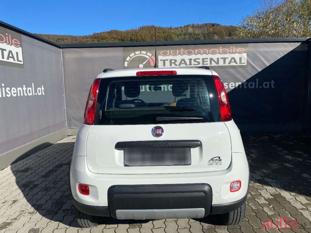 2016' Fiat Panda photo #5