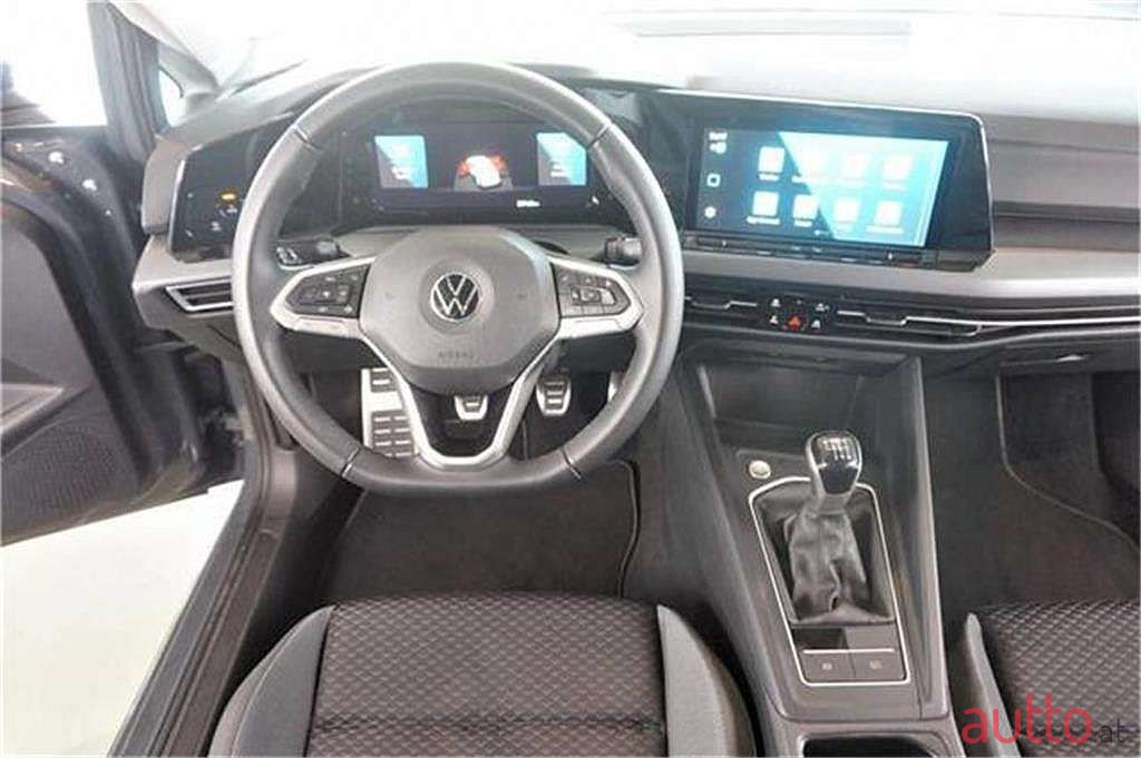 2021' Volkswagen Golf photo #4
