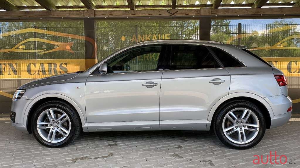 2012' Audi Q3 photo #5