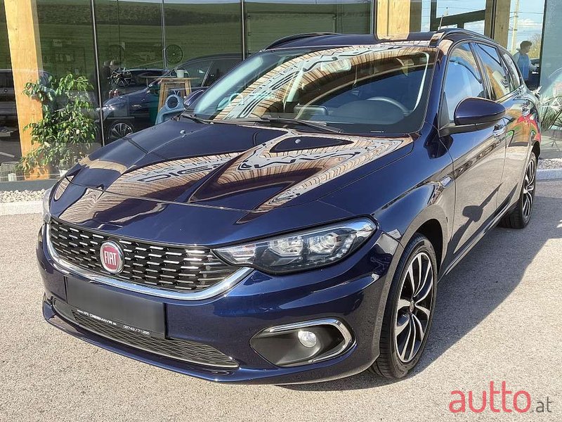 2017' Fiat Tipo photo #1