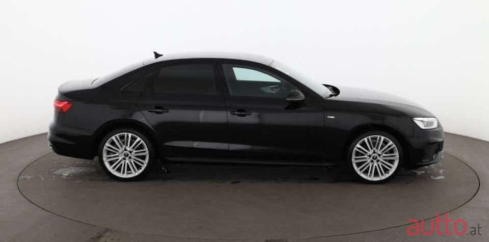 2023' Audi A4 photo #2