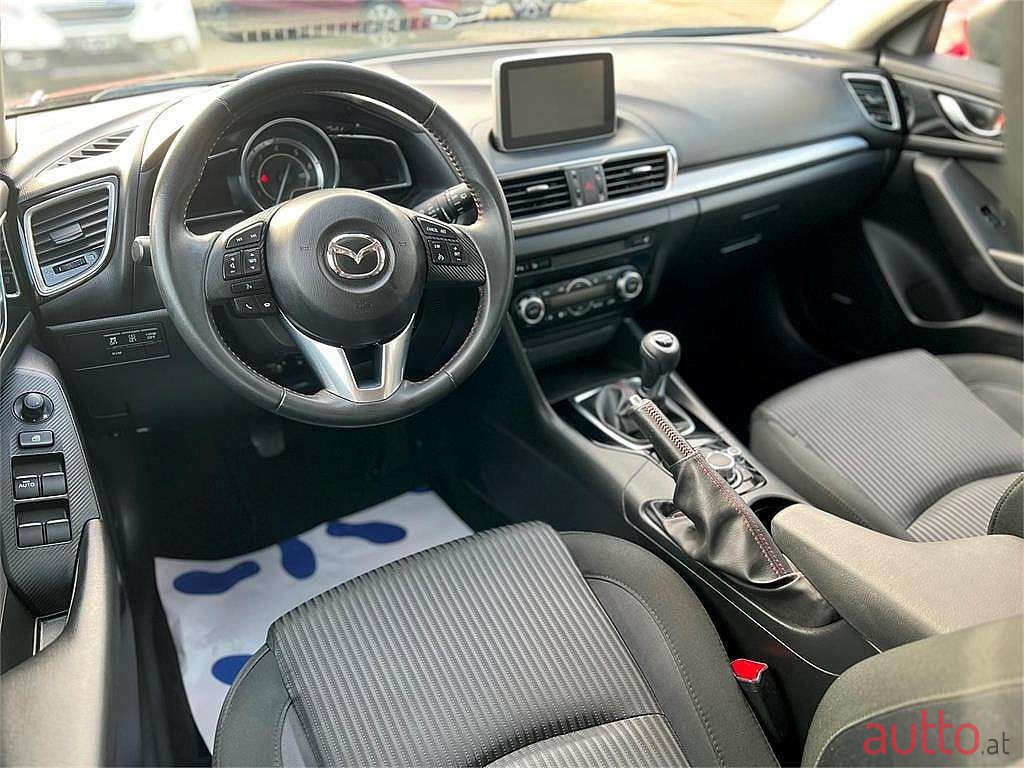 2016' Mazda Mazda3 photo #5