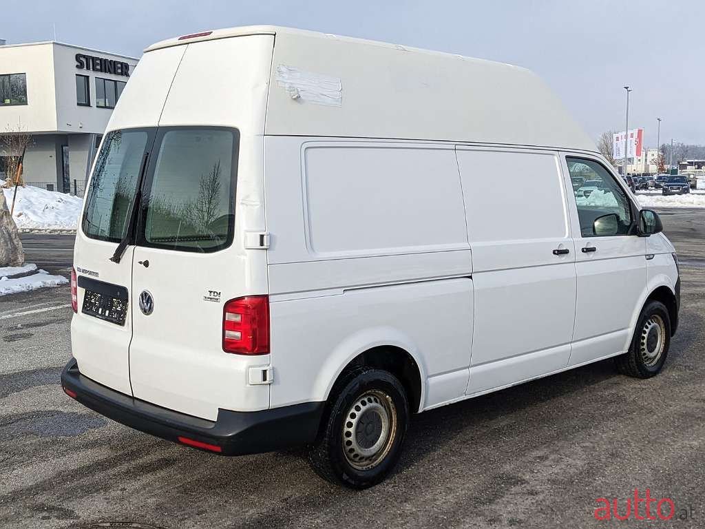 2015' Volkswagen T6 photo #6