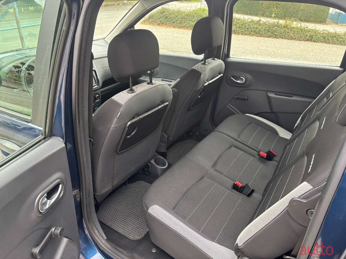 2018' Dacia Lodgy photo #6