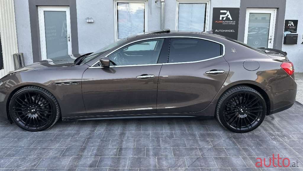 2015' Maserati Ghibli photo #3