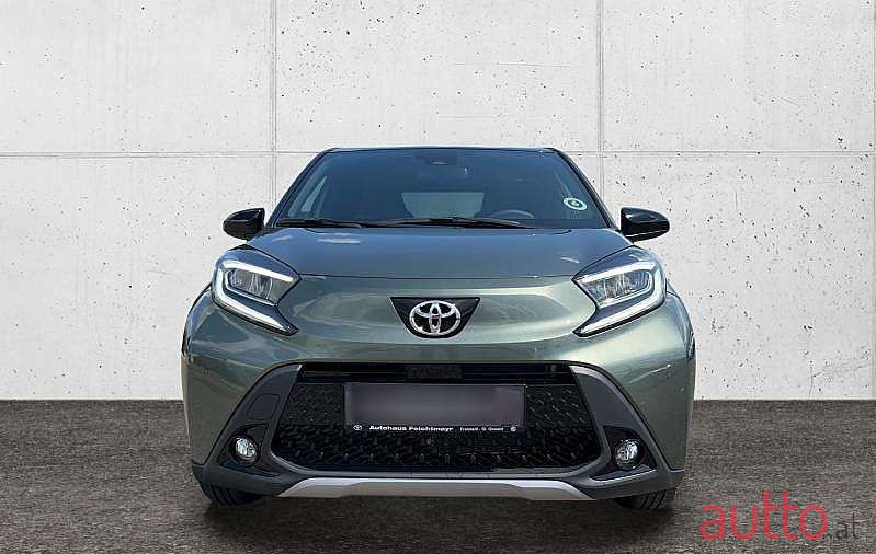 2023' Toyota Aygo photo #2