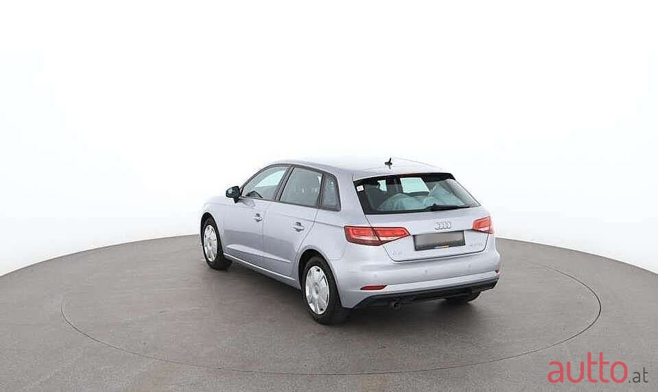 2019' Audi A3 photo #4