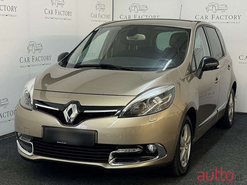 2014' Renault Scenic photo #1