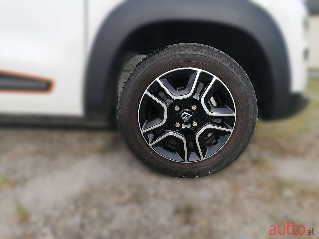 2021' Dacia Spring photo #5