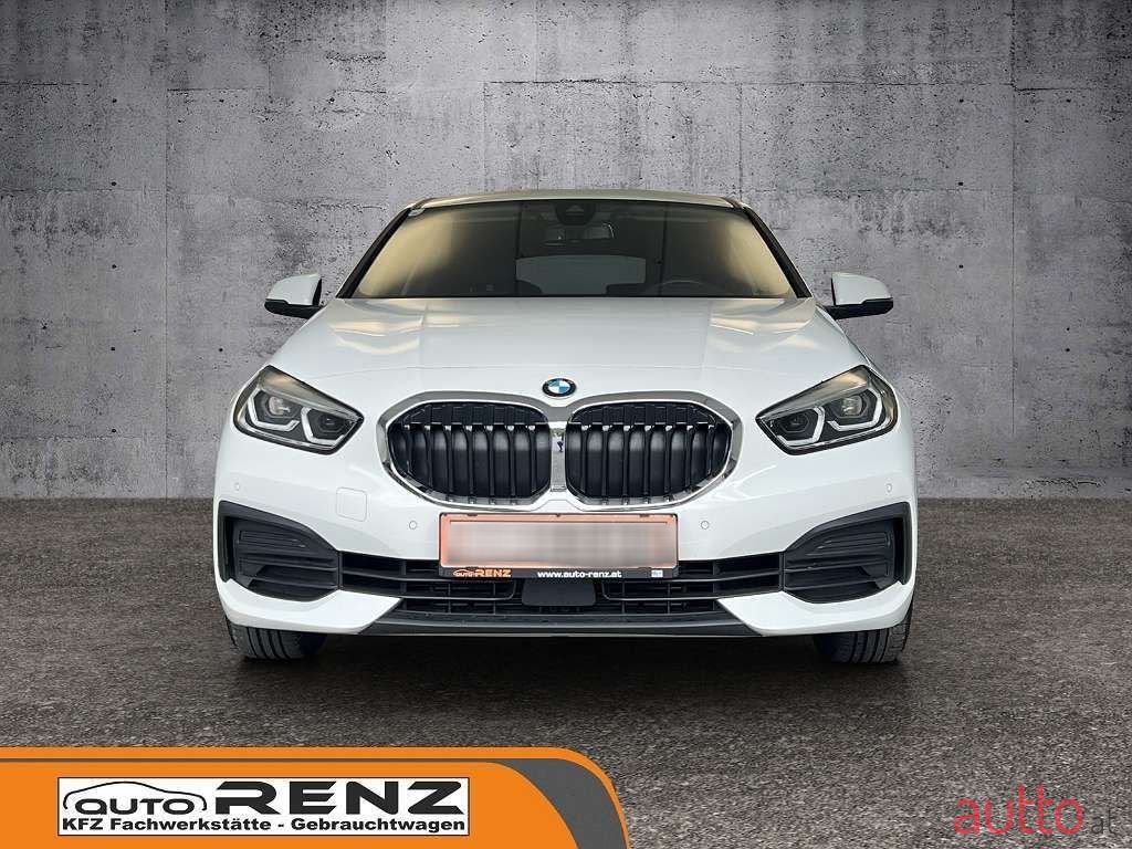2022' BMW 1Er-Reihe photo #2