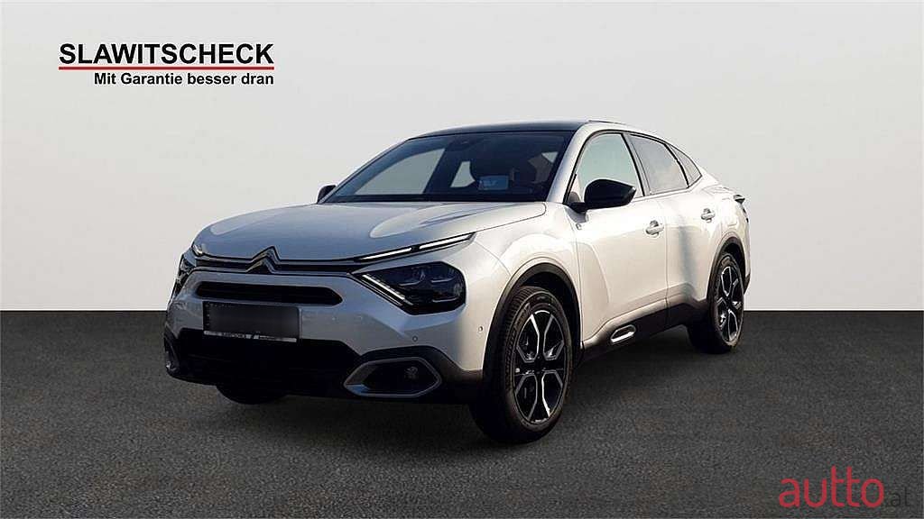 2023' Citroen C4 X photo #1