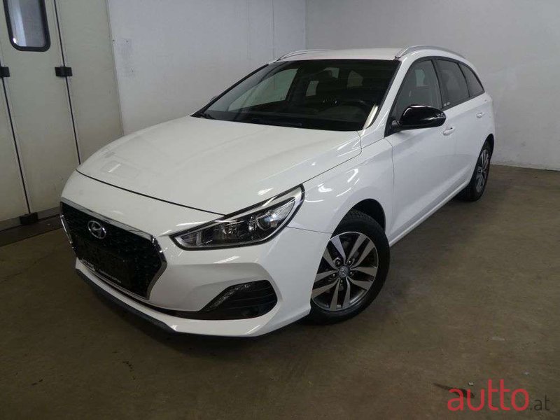 2020' Hyundai i30 photo #1