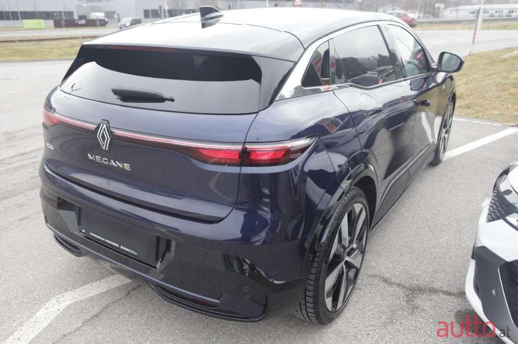 2022' Renault Megane photo #4