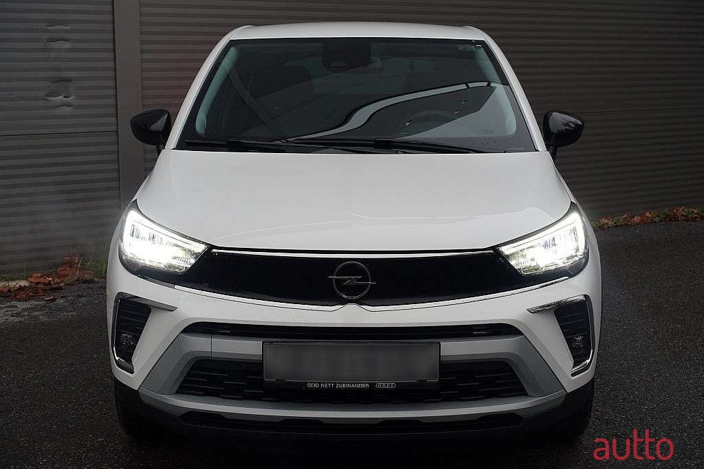 2022' Opel Crossland photo #2