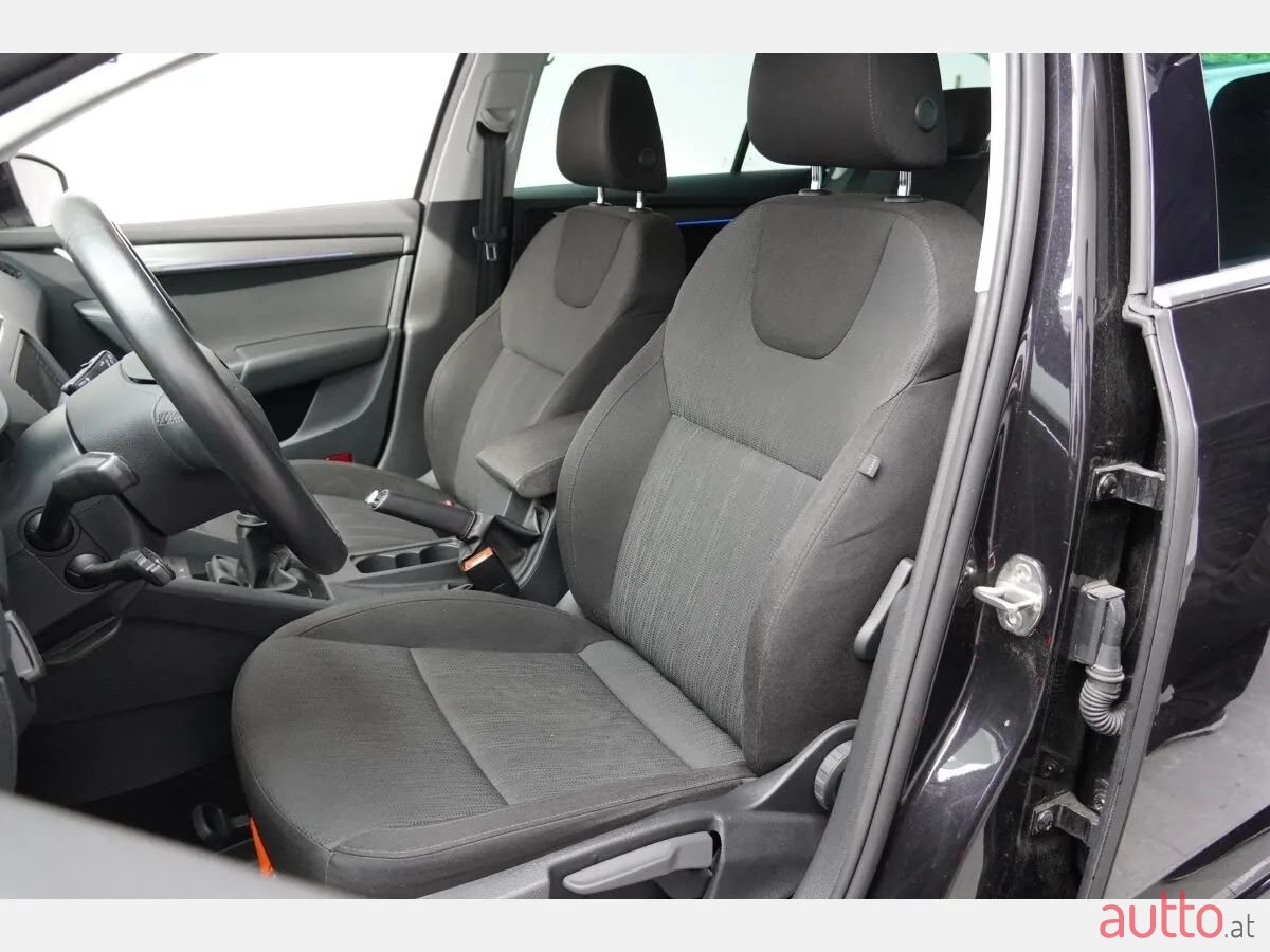 2019' Skoda Octavia photo #5