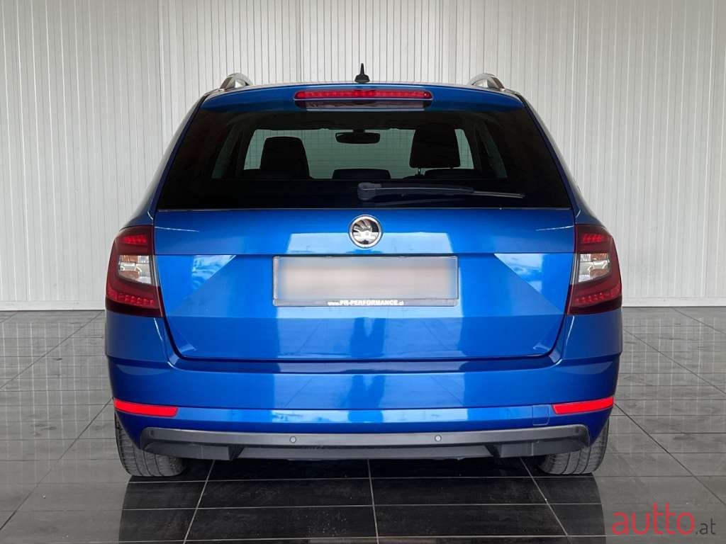 2019' Skoda Octavia photo #6