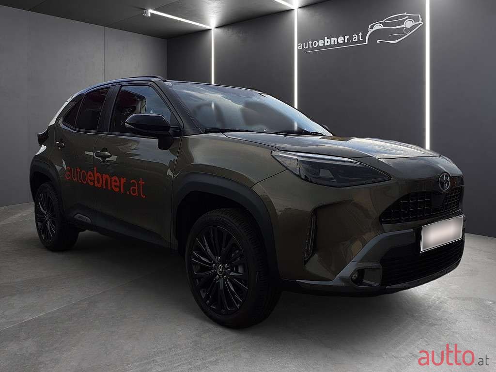 2024' Toyota Yaris Cross photo #3