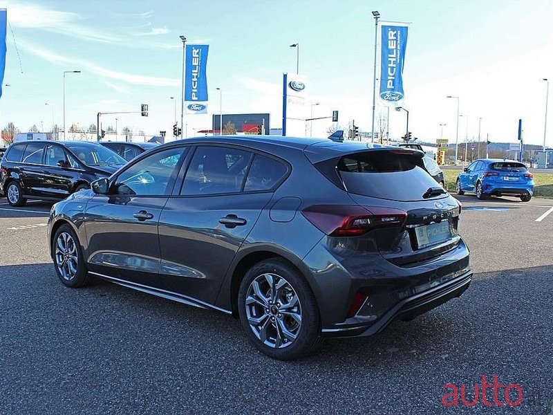 2024' Ford Focus photo #3