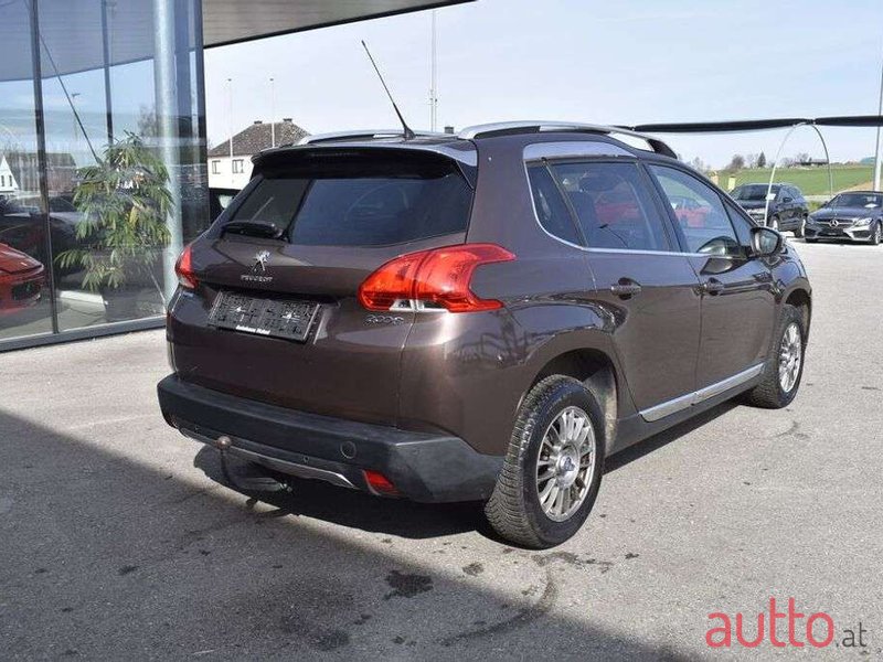 2015' Peugeot 2008 photo #6