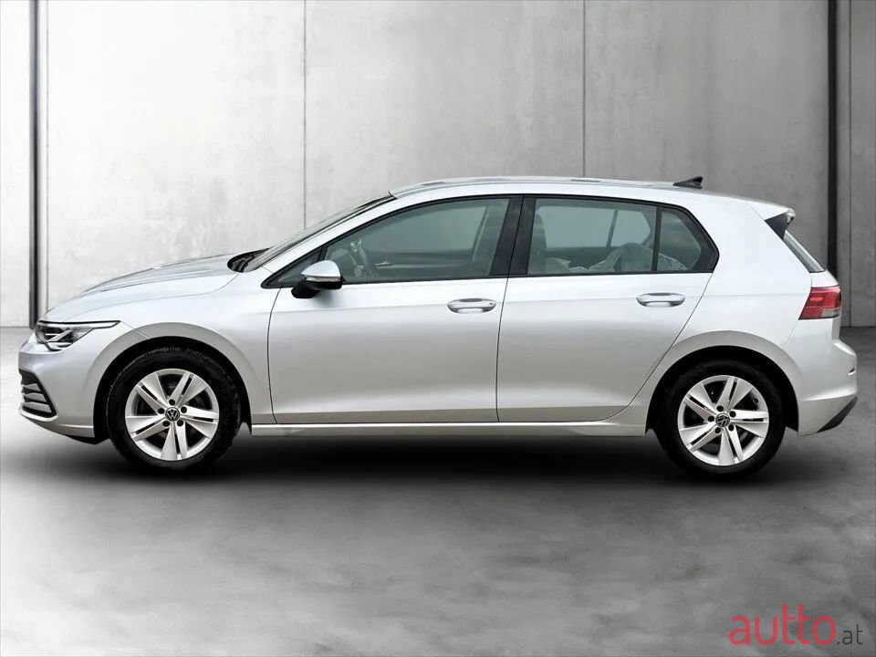 2022' Volkswagen Golf photo #3